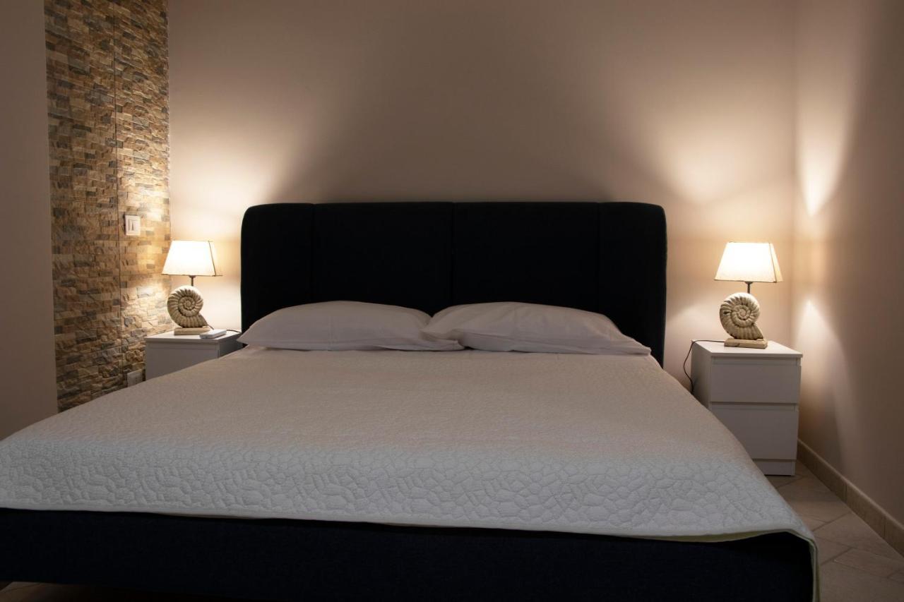 Athena Rooms With Private Spa Pachino Eksteriør billede